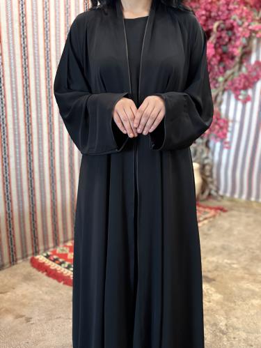 Noura abaya