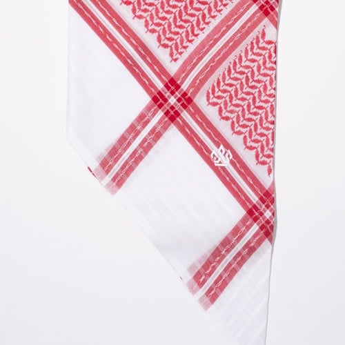 شماغ المختلف التاج 2026