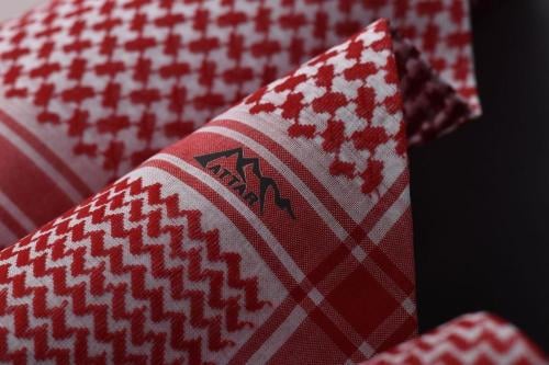 شماغ العطار الذهبي 2026