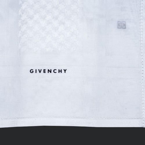 شماغ جيفنشي أبيض الأصلي 2024