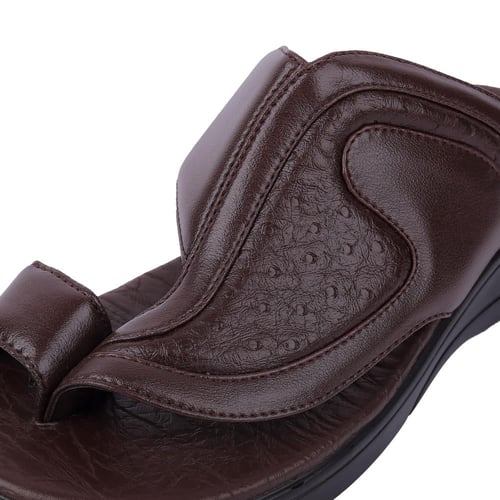 حذاء كعب عالي لون بني داكن