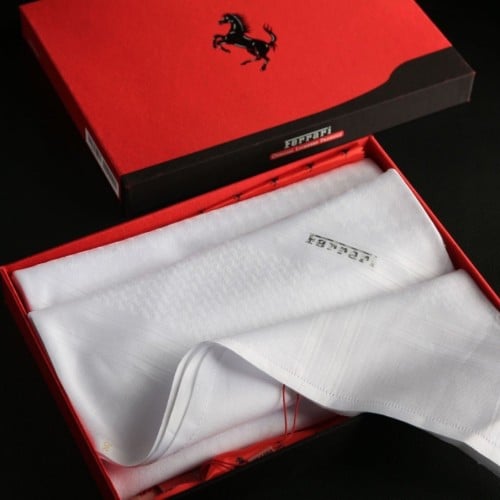 شماغ فيراري الابيض