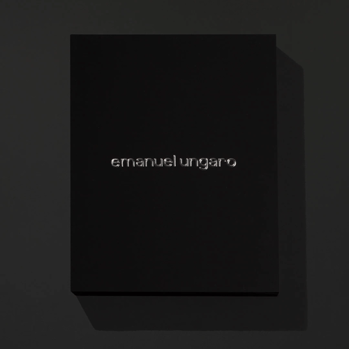 شماغ ايمانويل انقارو ابيض EL