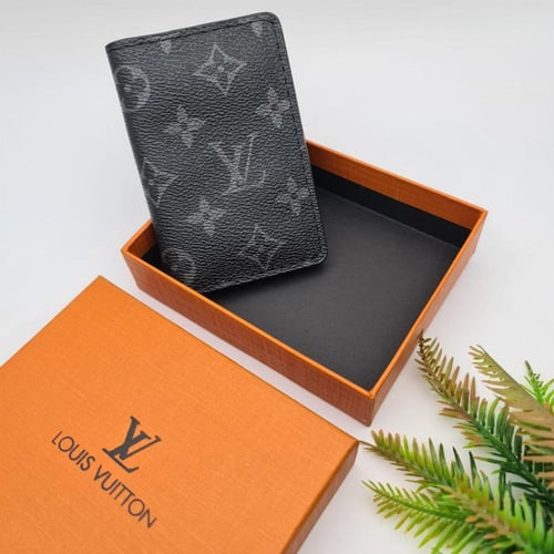 بوك لويس فيتون