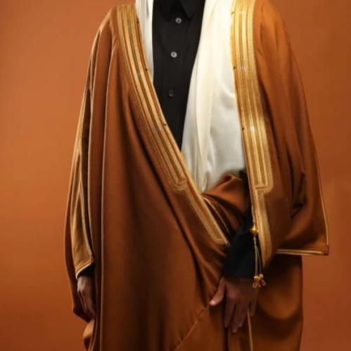 بشت ملكي ربيعي اشقر