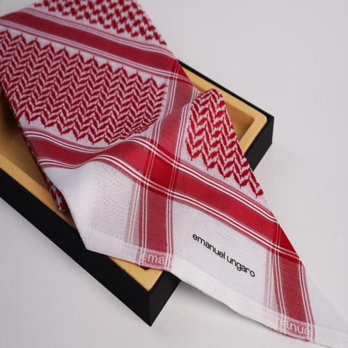 شماغ ايمانويل انقارو احمر EL