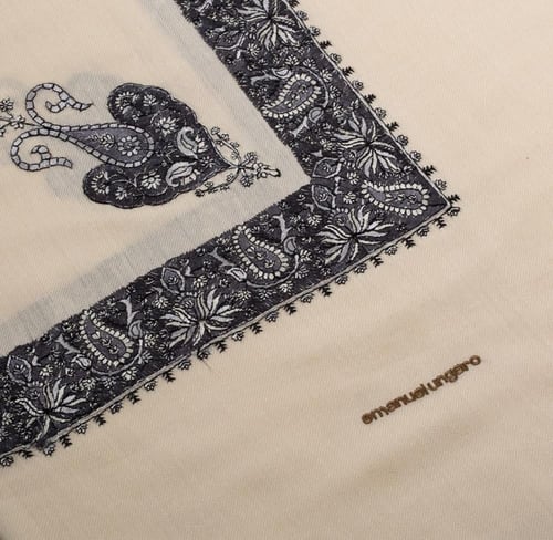 شال شتوي ايمانويل انقارو