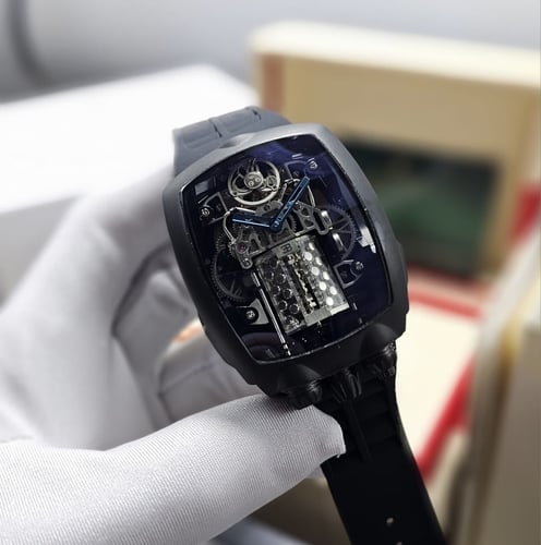 ساعة ماركة جاكوب أند كو ماستر