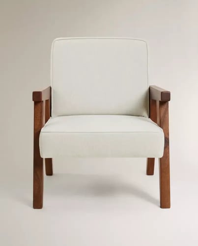 كرسي من الخشب السويدي