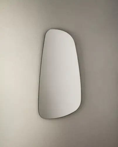 مرآة حائط غير منتظمة