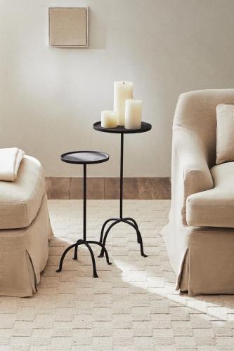 طاولتين خدمة