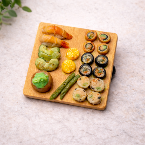 Mini sushi refrigerator magnet | Polymer clay – Ha...