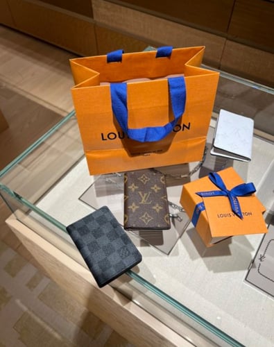 ‏Louis Vuitton
