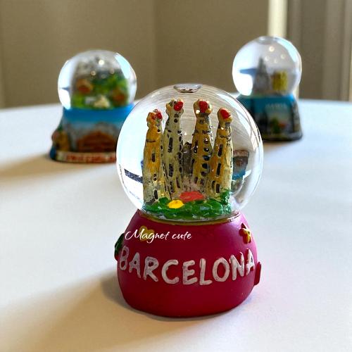 مغناطيس كرة الثلج برشلونه اسبانيا