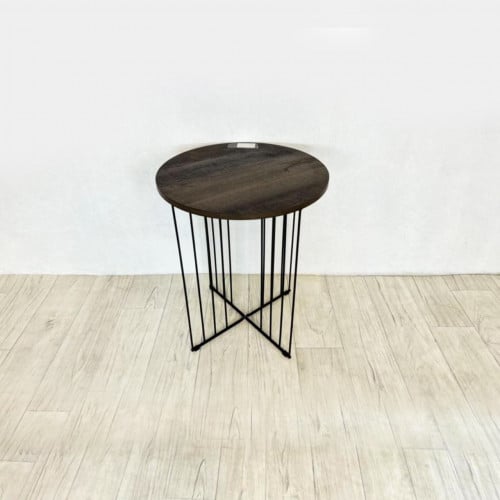 طاولة خدمة خشبية شكل جذاب