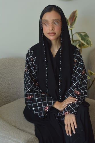 تسليم فوري - مقاس 54