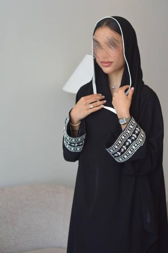 تسليم فوري مقاس 52