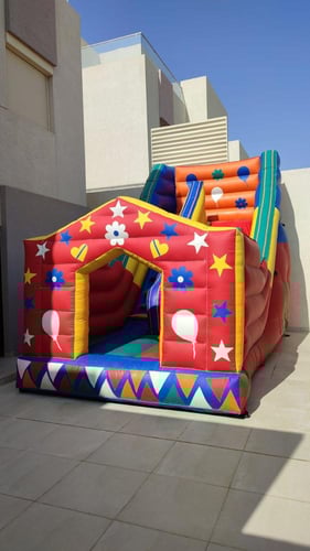 زحليقة بنطيطة للايجار 6م طول *2.90م عرض *4م ارتفاع