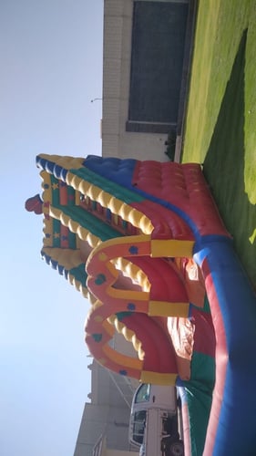 زحليقة مائية للايجار 8م طول *4م عرض *6م ارتفاع