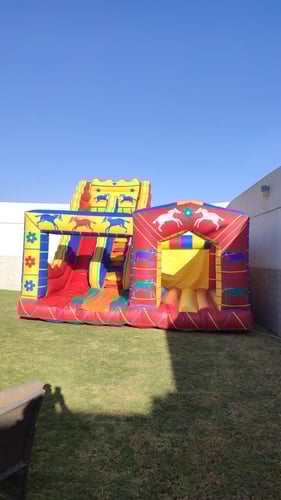 لعبة الفرس للايجار 6م طول*5م عرض *4.5م ارتفاع