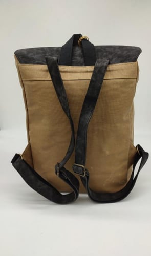 شنطة ظهر للجامعة والمدرسة | فيرجينا