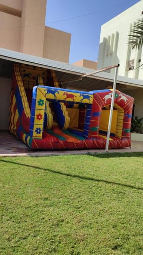 لعبة الفرس للايجار 6م طول*5م عرض *4.5م ارتفاع