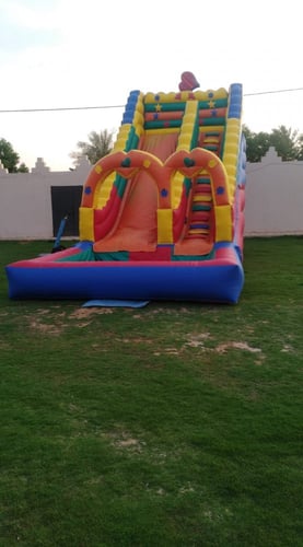 زحليقة مائية للايجار 8م طول *4م عرض *6م ارتفاع