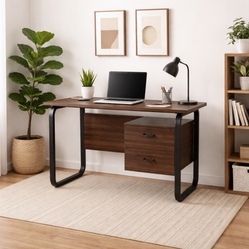 مكتب عمل بتصميم عملي وعصري