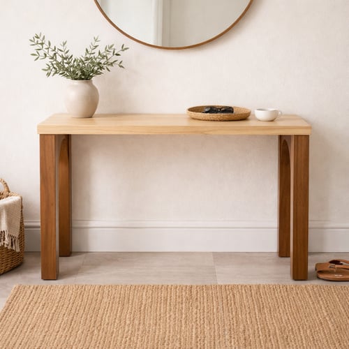 طاولة كونسول بتصميم عصري أنيق يجمع بين البساطة وال...