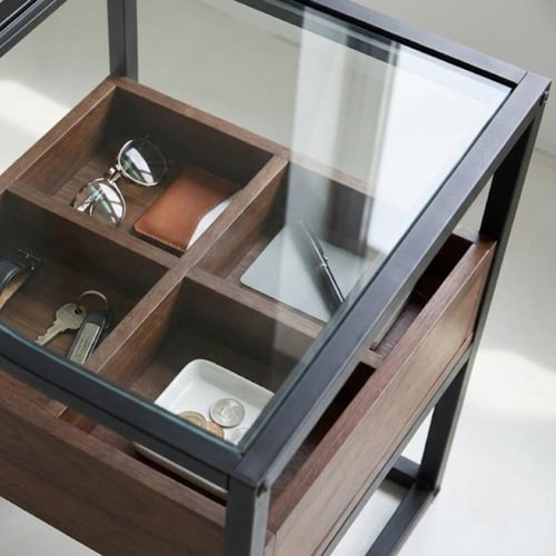 طاولة جانبية دار