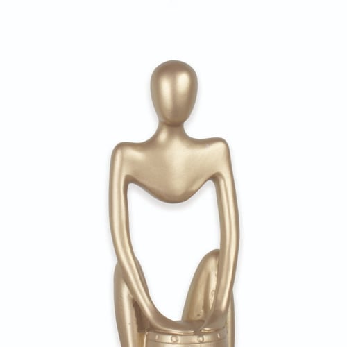 مجسم صغير ذهبي