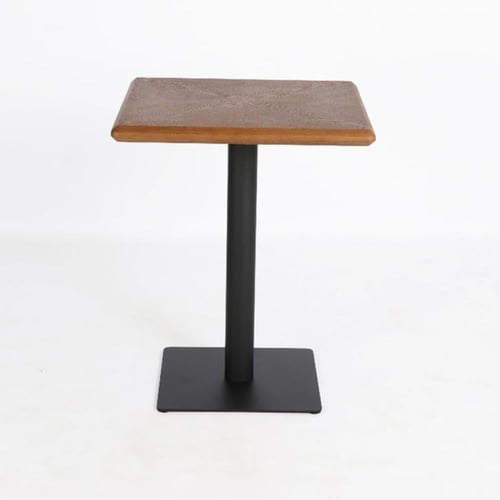 طاولة جانبية مربعة بتصميم بسيط وأنيق، سطح خشبي مع...