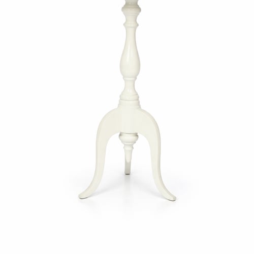 طاولة جانبية أنيقة بتصميم كلاسيكي تجمع بين سطح خشب...