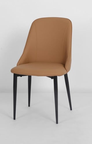 كرسي بتصميم ناعم ومبطن بجلد بني أنيق، وهيكل معدني...