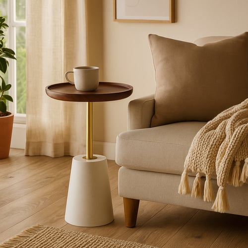 طاولة جانبية بتصميم أنيق تجمع بين سطح خشبي راقٍ وق...