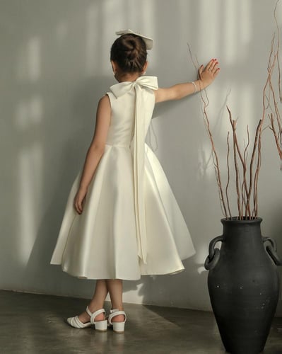 فستان سكري غامق راقي +شامل اكسسوار الشعر