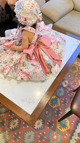 فستان قماش مورد ،تصميم راقي , شامل القبعه