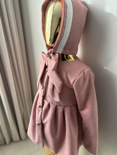 جاكيت شتوي مميز شامل قبعه