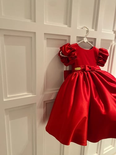 فستان أحمر راقي فخم مميز