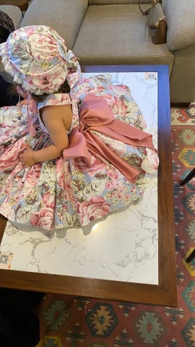 فستان قماش مورد ،تصميم راقي , شامل القبعه