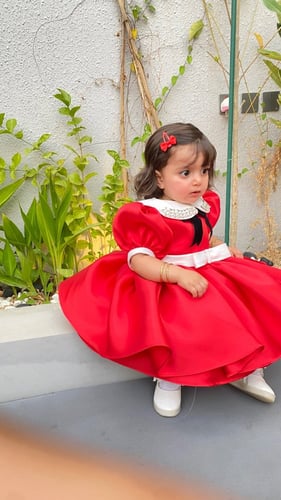 فستان احمر راقي مضاف له كرستال مميز