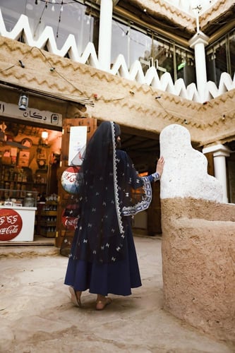 فستان يوم التأسيس أزرق