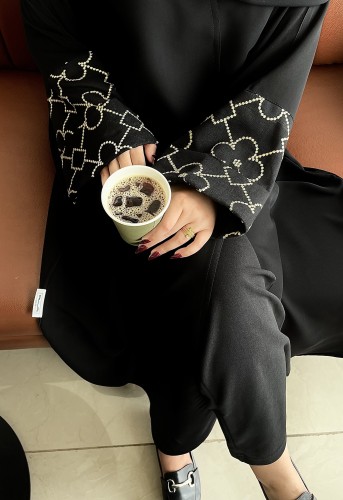 Black abaya with Lameya fabric, semi-wide