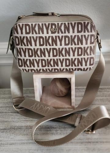 DKNY