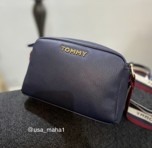 ‏Tommy Hilifiger