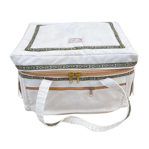 شنطة عزبة لون ابيض هندي حجم كبير