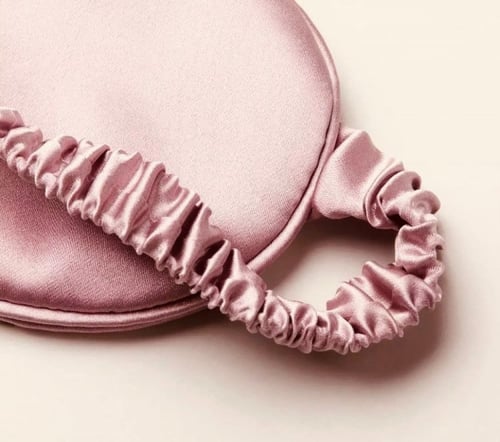 ( بوكس الهديه )مجموعة النوم للعناية بالشعر والبشرة...