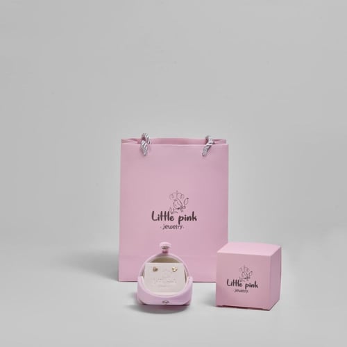 أقراط الفراشة