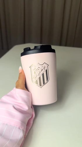 كوب الاتحاد الوردي