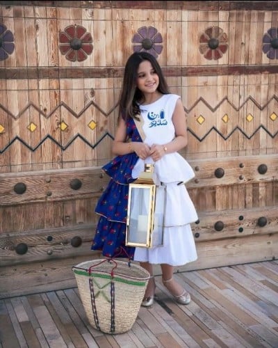 فستان شالكي ازرق وابيض